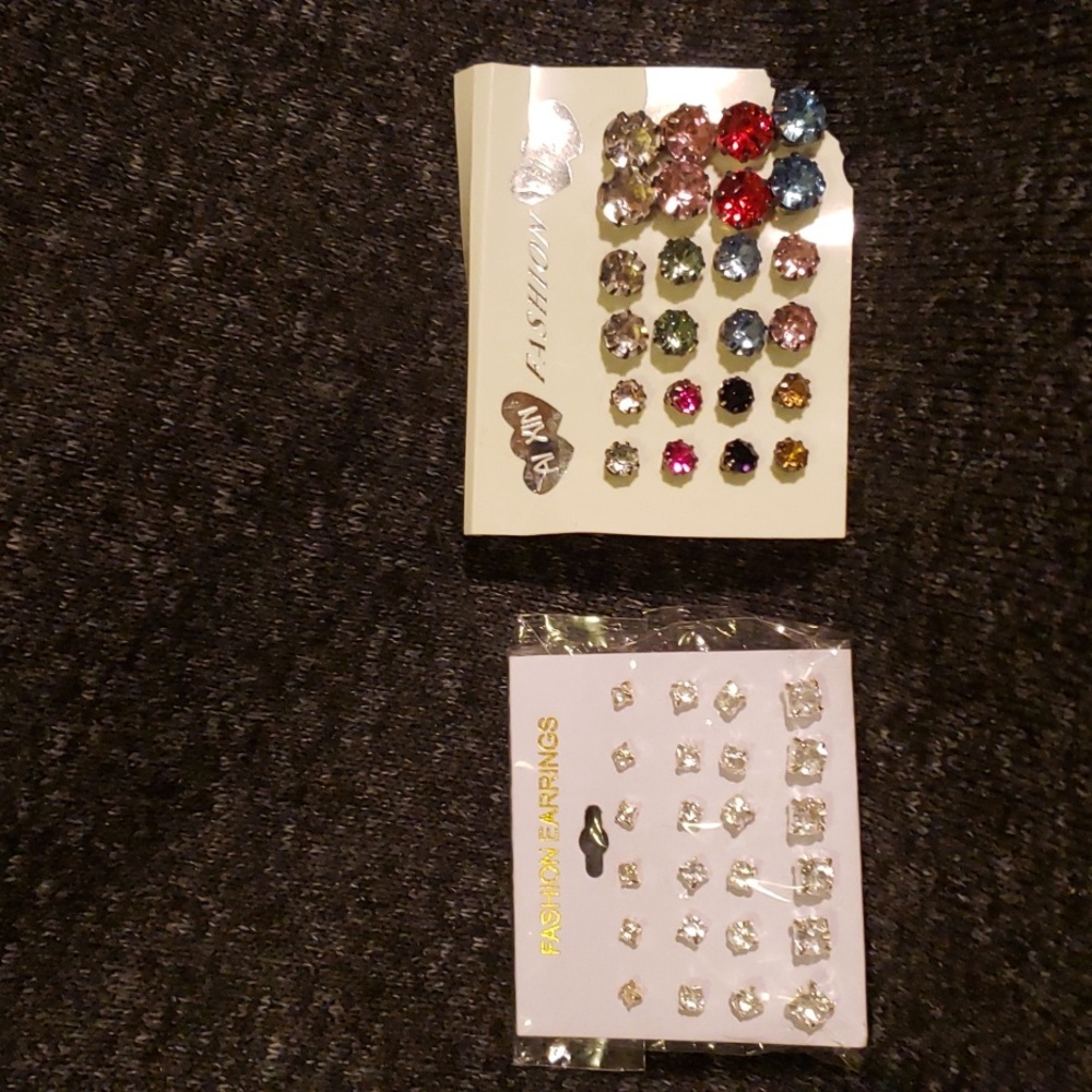 2 packs of fashion earring studs